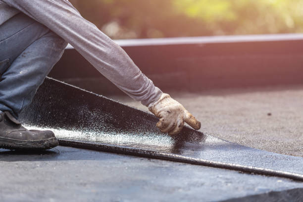 Professional Vapor Barrier Installation technician working in Winneconne, WI